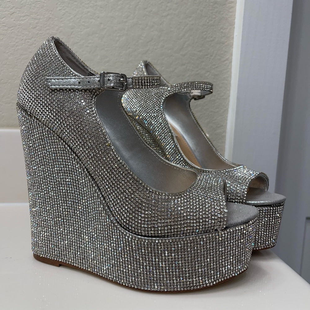 Rhinestones 😍